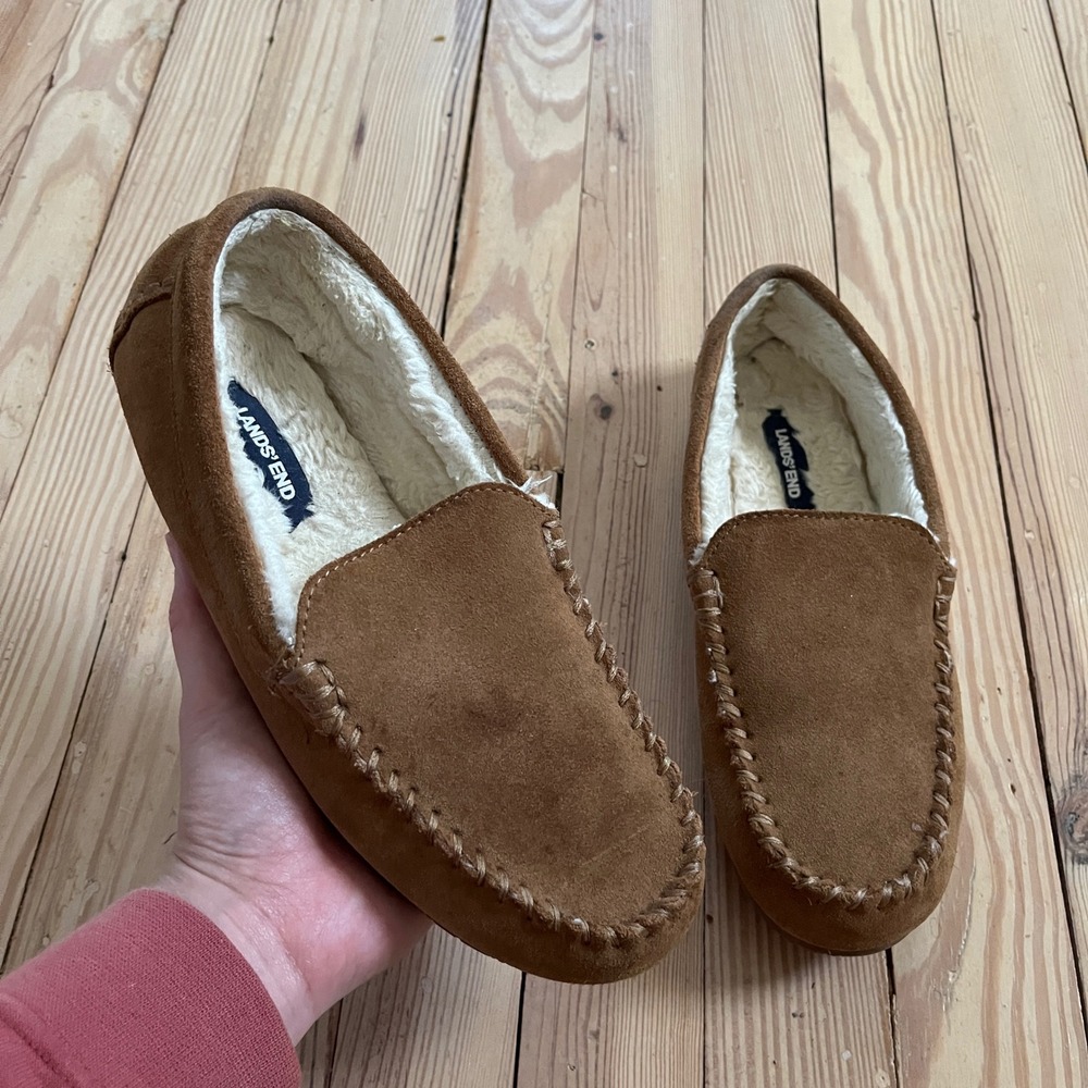 Lands End Womens Brown Suede Faux Shearling Moccasin Slippers Size 8B comfort